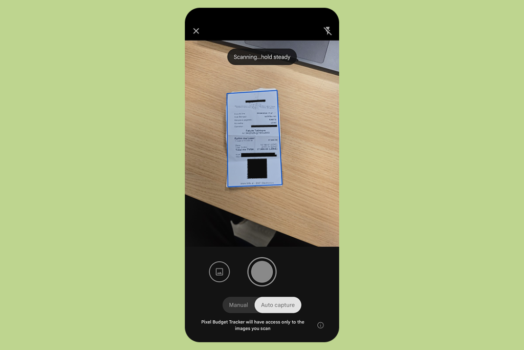 Scanning a paper receipt on the phone to fill in an expense